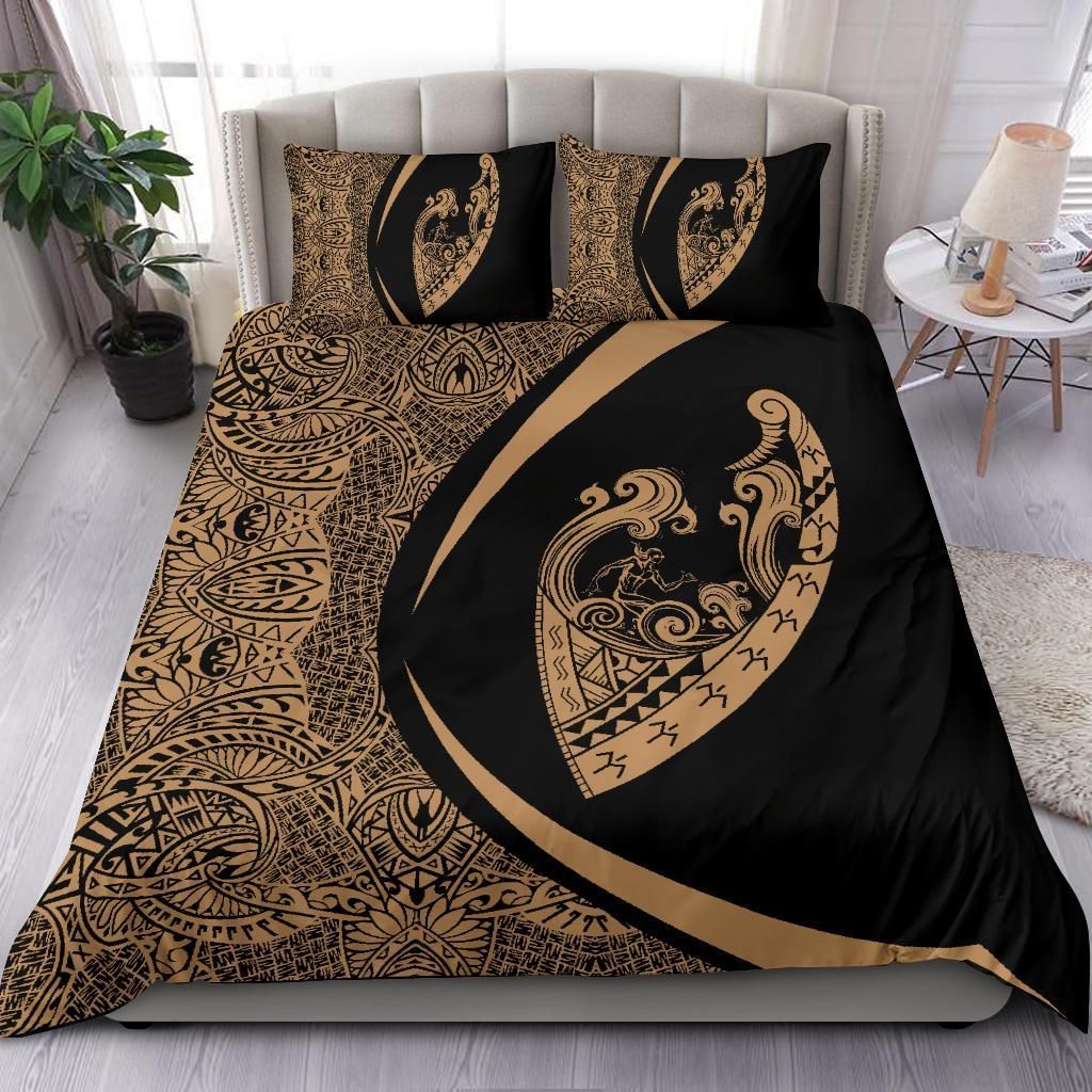 hawaiian surfing waves fish hook polynesian circle style gold duvet cover bedding set 4769