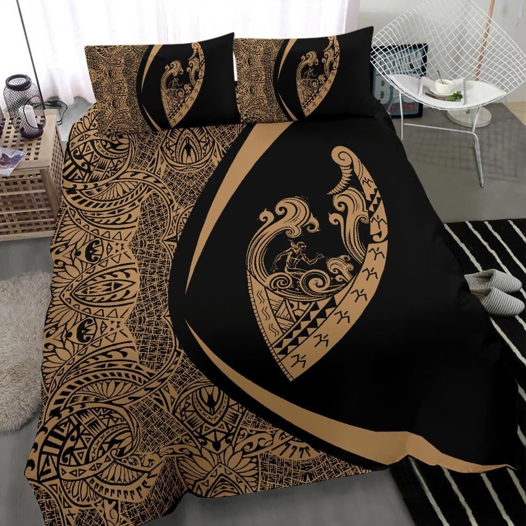hawaiian surfing waves fish hook polynesian circle style gold duvet cover bedding set 5565