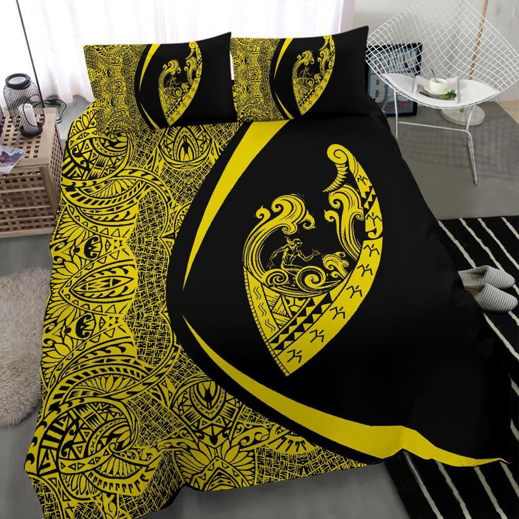 hawaiian surfing waves fish hook polynesian circle style yellow duvet cover bedding set 2543