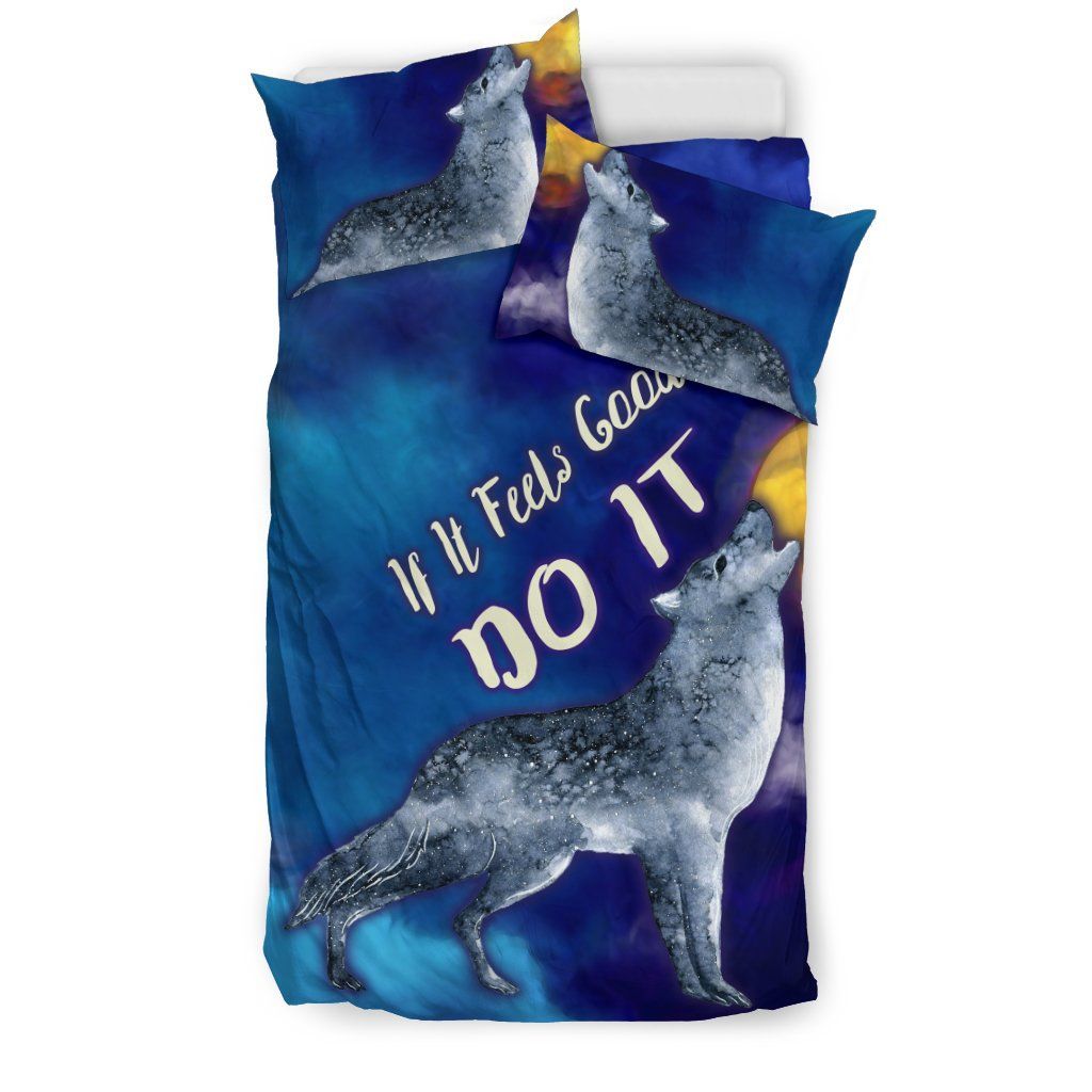 if it feels good do it wolf bedding set howling at the moon 4726