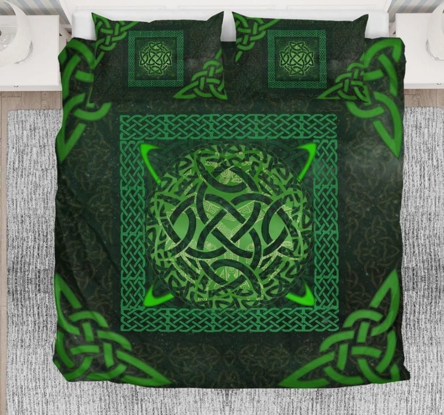 irish carolingian cross with celtic knot shamrock st patricks day duvet cover bedding set 2860