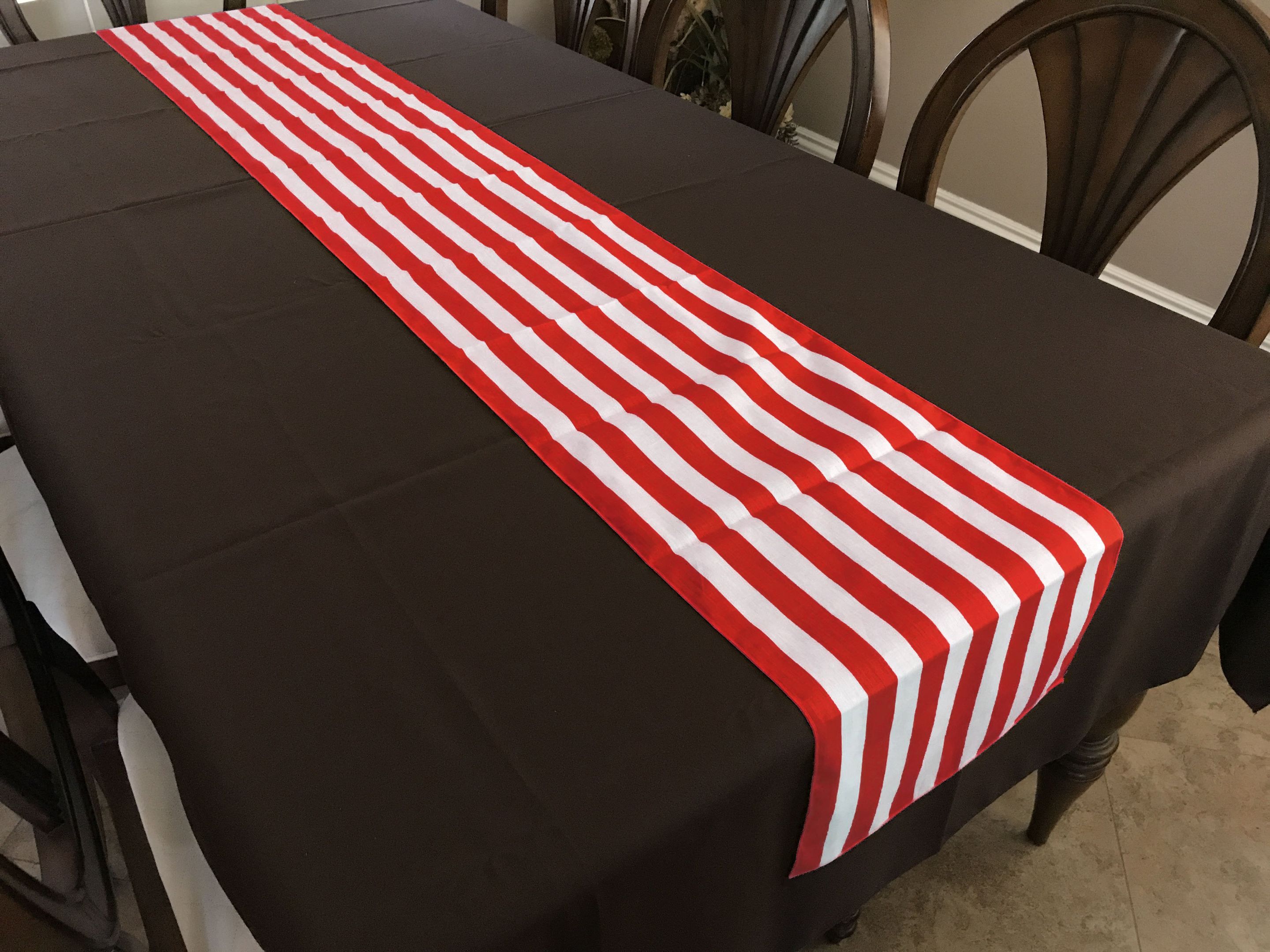 printed table runner background stripes red and white 4745 scaled