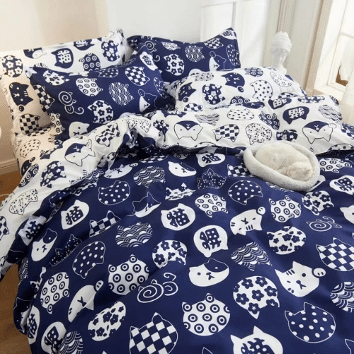 Queen/double Size Bedding Set Of 6 Pieces, Blue With Cat Face Design. queendouble size bedding set of 6 pieces blue with cat face design 7884