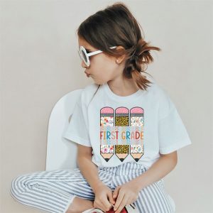 Cute Back To School Outfits Retro First Grade Leopard Pencil T-Shirt