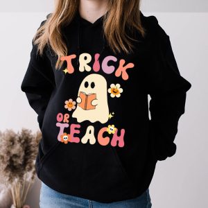 Groovy Halloween Trick or Teach Retro Floral Ghost Teacher Hoodie