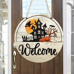 Halloween Welcome Round Wood Sign