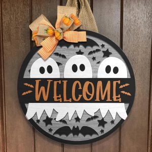 Welcome Halloween Party Round Wood Sign 1