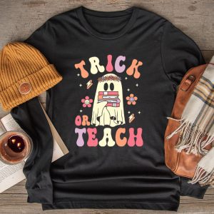 Groovy Halloween Trick or Teach Retro Floral Ghost Teacher Longsleeve Tee