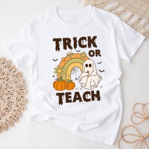 Groovy Halloween Trick or Teach Retro Floral Ghost Teacher T-Shirt