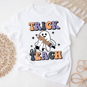 Groovy Halloween Trick or Teach Retro Floral Ghost Teacher T-Shirt