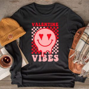Groovy Checkered Valentine Vibes Valentines Day Girls Womens Longsleeve Tee