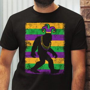 Bigfoot Mardi Gras Sasquatch Funny Men Kids Gift Tee T Shirt 2 1