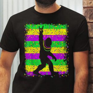 Bigfoot Mardi Gras Sasquatch Funny Men Kids Gift Tee T Shirt 2 2