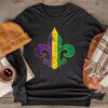 Fleur DeLis Mardi Gras Symbol Louisiana Carnival New Orlean Longsleeve Tee