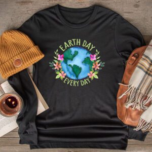 Piece Everyday Earth Day Longsleeve Tee