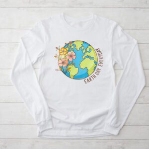 Piece Everyday Earth Day Longsleeve Tee