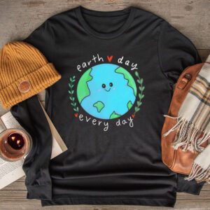 Piece Everyday Earth Day Longsleeve Tee