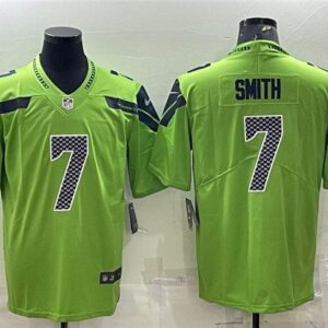 Seattle Seahawks #7 Geno Smith Green Vapor Untouchable Limited Football Stitched Jersey